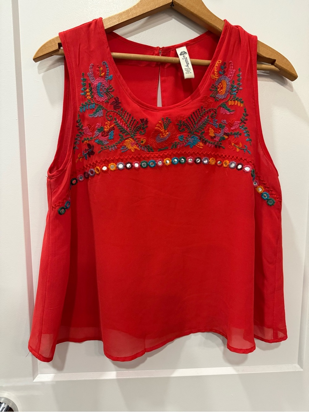 Vintage American Rag (junior XL) Embroidered Mirror Sleeveless Women's Top